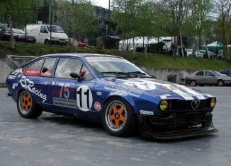 ALFA ROMEO - Alfetta GTV Coupe - Hardcoated Lexan Polycarbonate front windscreen